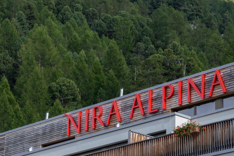 Nira Alpina Nira Alpina