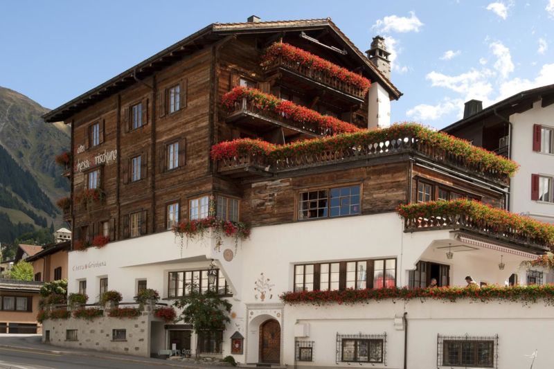 Hotel Chesa Grischuna Hotel Chesa Grischuna