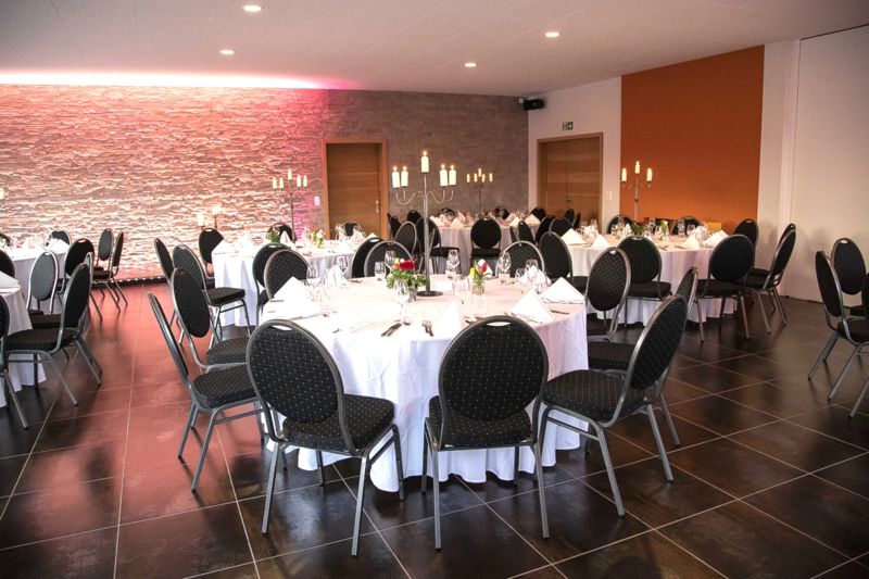 Hugi Weine AG Hugi Weine AG