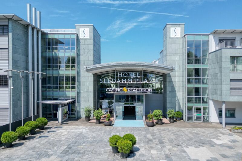 SEEDAMM PLAZA SEEDAMM PLAZA