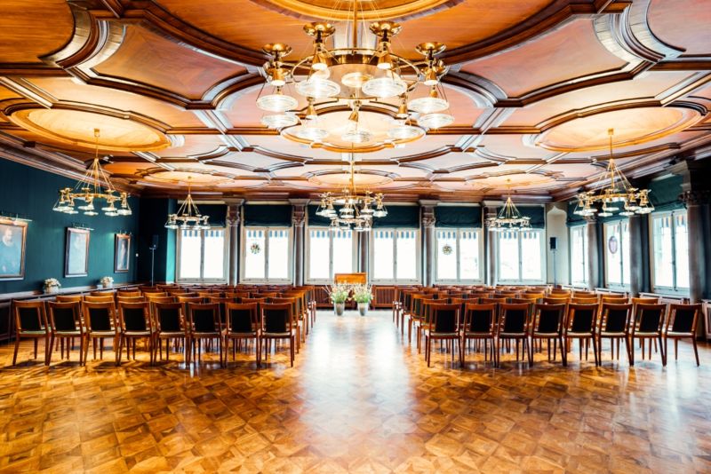 Zunfthaus zur Saffran Zunfthaus zur Saffran