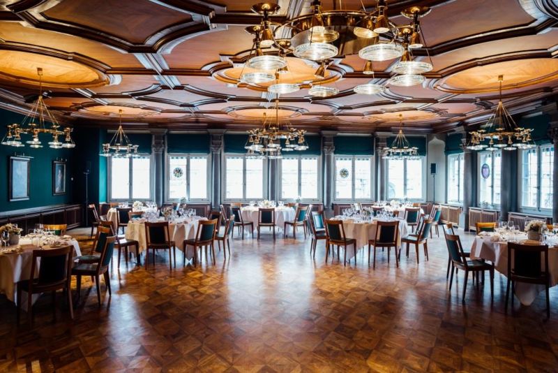 Zunfthaus zur Saffran Zunfthaus zur Saffran